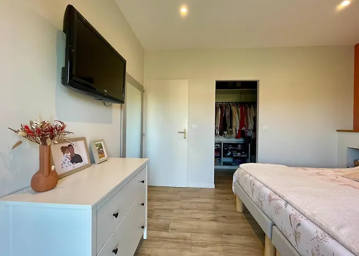 Maison Individuelle Contemporaine Avec Piscine Villa Urrugne
